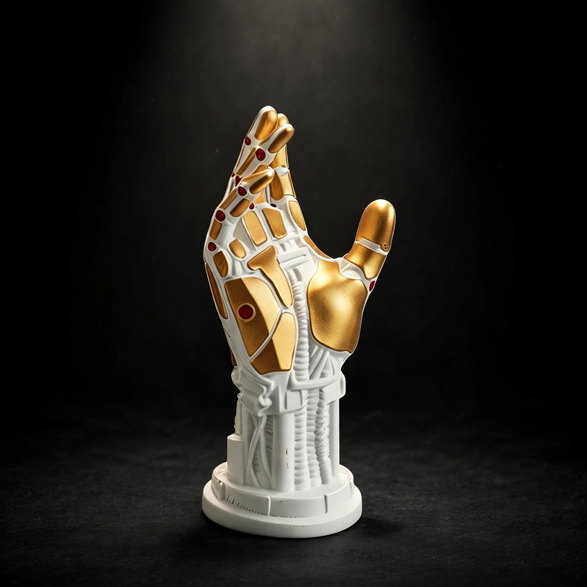 Vanta Hand Statue